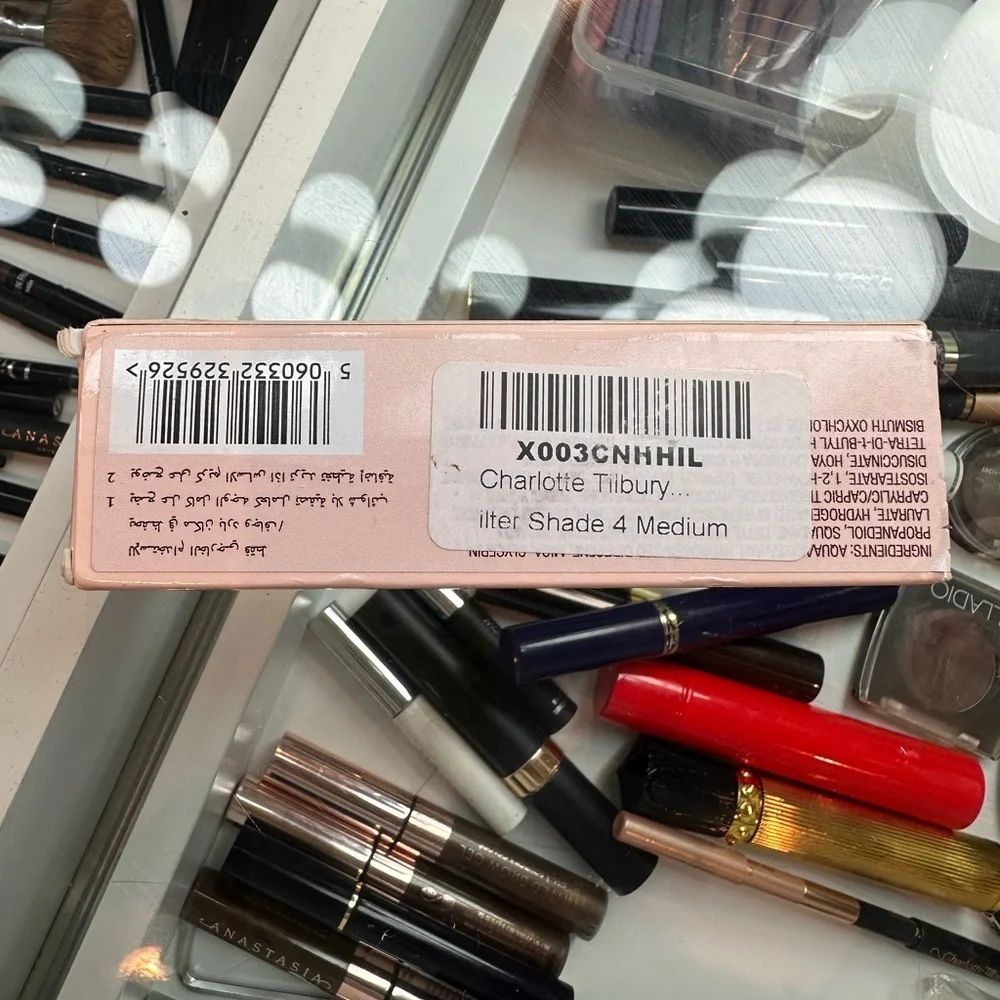 Charlotte Tilbury Lipstick - Elegant Nude